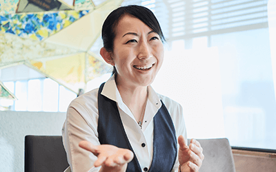 GINZA UNA店のオープニングスタッフに